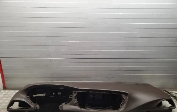 Chrysler Pacifica Dashboard 5RL04TRMAA