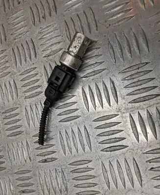 Air conditioning (A/C) pressure sensor