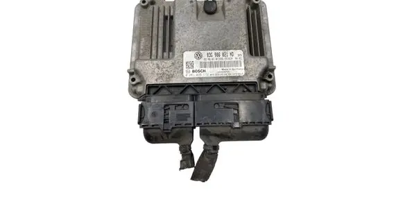 Volkswagen Touran I Engine control unit/module 03G906021ND 03G906021AB 0281015172