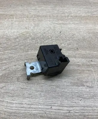 Toyota Avensis Verso Other relay 8665041010 0689003250