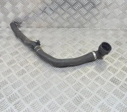 BMW i8 Engine coolant pipe/hose 7640826