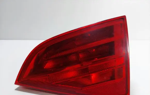 Audi A4 S4 B8 8K Tailgate rear/tail lights 8K9945094