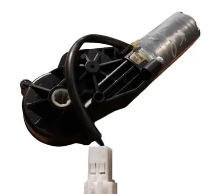 Mercedes-Benz C W204 Seat adjustment motor 0390203367