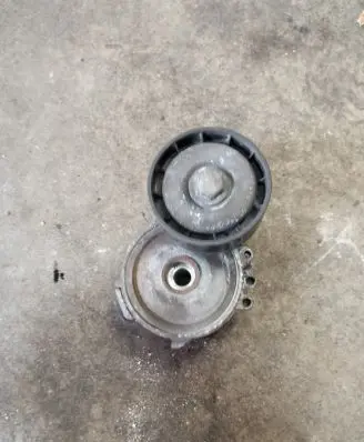 Mitsubishi Outlander Generator/alternator belt tensioner 16183P