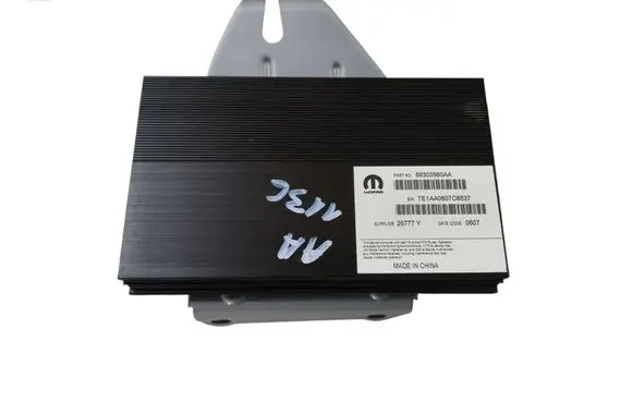 Jeep Grand Cherokee Sound amplifier 68303980AA TE1AA060708537