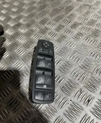 Mercedes-Benz A W169 Electric window control switch A1698206610