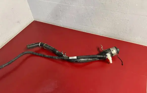 BMW X1 U11 Fuel tank filler neck pipe 8741461
