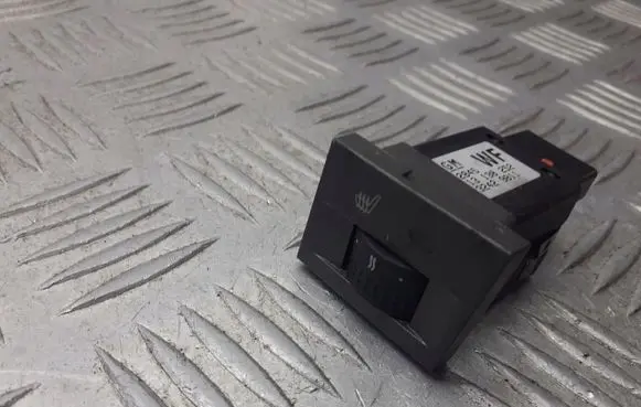 Opel Vectra C Seat heating switch 13138252