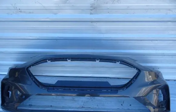 Ford Focus Front bumper R26P3