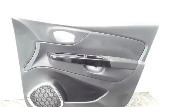 Renault Captur Front door card panel trim 809000571R 809000571 156067351
