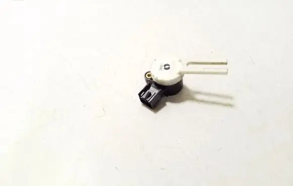 Opel Zafira C Brake pedal sensor switch 10366474