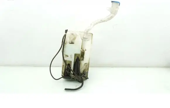 Volvo XC60 Windshield washer fluid reservoir/tank 30753424