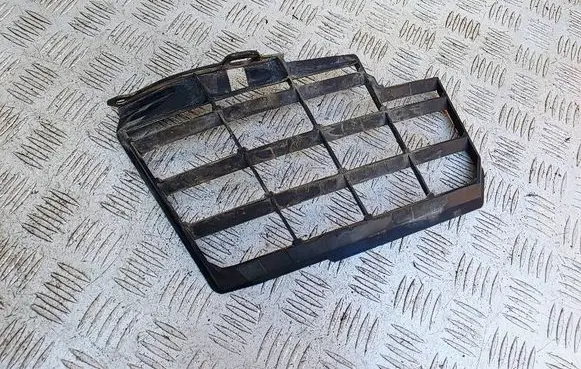 Audi A8 S8 D3 4E Intercooler air channel guide 