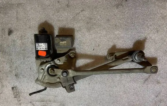 Mercedes-Benz Vaneo W414 Front wiper linkage and motor a4148200342 4148200342