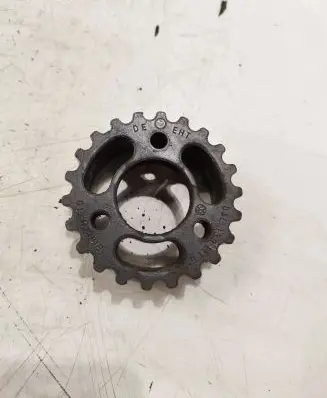 Volkswagen PASSAT B7 Fuel pump gear (pulley) 03L130111E