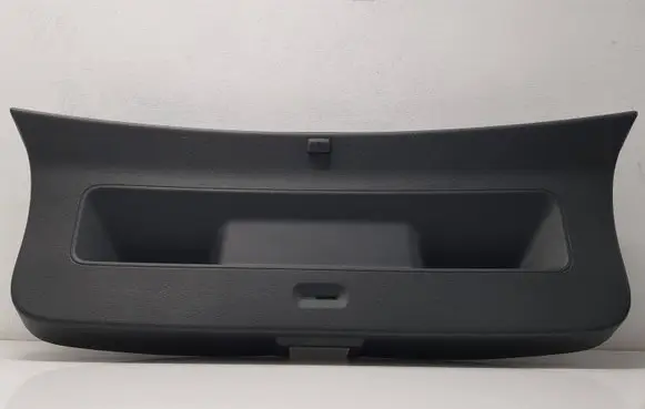 Tailgate trim