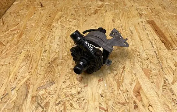 Mercedes-Benz C W205 Electric auxiliary coolant/water pump a0005002300