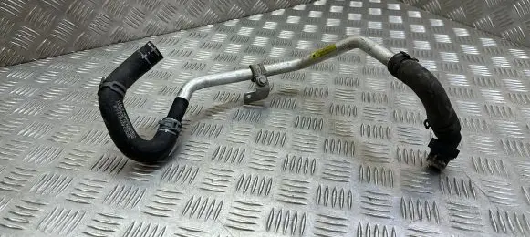 Mercedes-Benz C W205 Engine coolant pipe/hose A2742002051