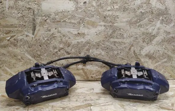 Maserati GranTurismo Front brake caliper 20833300 20723304