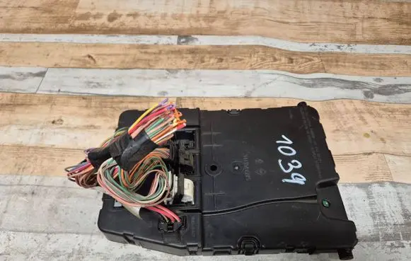 Renault Megane II Fuse module 8200412548 S118400150F