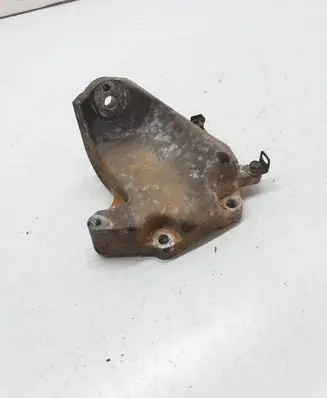 Lexus IS 220D-250-350 Engine mounting bracket