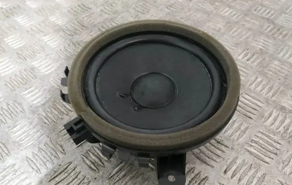 Volvo XC60 Front door speaker 30657445