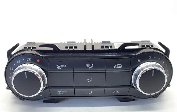 Mercedes-Benz A W176 Interior fan control switch A2469000515