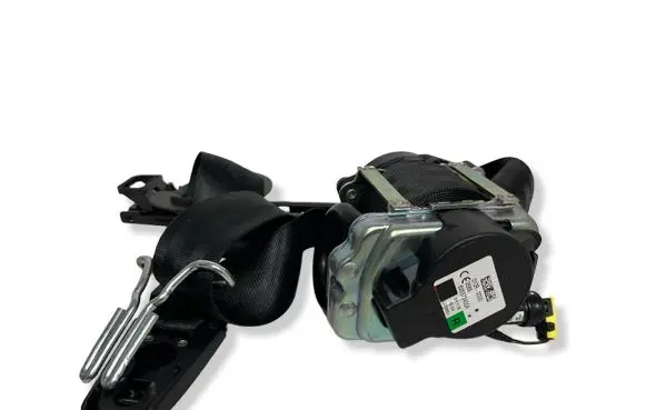 Audi A4 S4 B9 Front seatbelt 635372400A 0589P10021