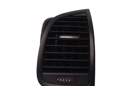 Audi Q7 4L Dashboard side air vent grill/cover trim 4L0820902Q