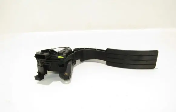 Renault Captur Accelerator throttle pedal 180029347R