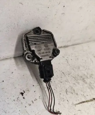 Audi A4 S4 B6 8E 8H Oil level sensor 6PR00807902 1J0907660B