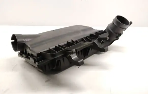 Mercedes-Benz Vito Viano W447 Air filter box A4475280206 A4475280306