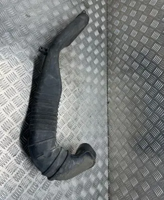 Opel Insignia A Air intake duct part 23445320
