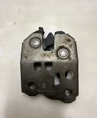 BMW 3 E46 Seat back rest lock catch 8209036