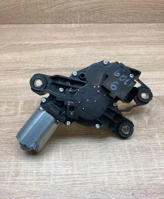Volkswagen Golf VI Rear window wiper motor 5K6955711A 0390201826