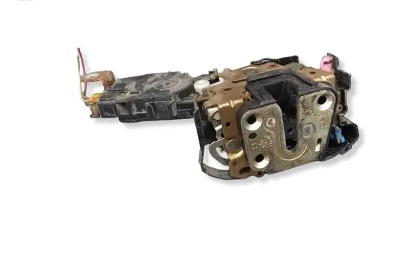 Subaru Outback Front door lock 
