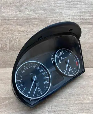 BMW X1 E84 Speedometer (instrument cluster) 9187344 4032150