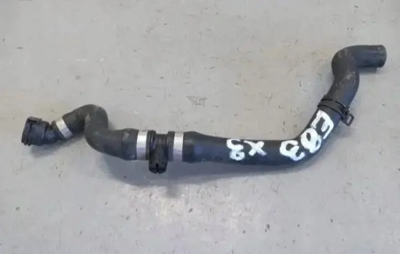 BMW X3 E83 Engine coolant pipe/hose