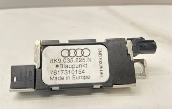 Audi A4 Allroad B8 Aerial antenna amplifier 8K9035225N 7617310154