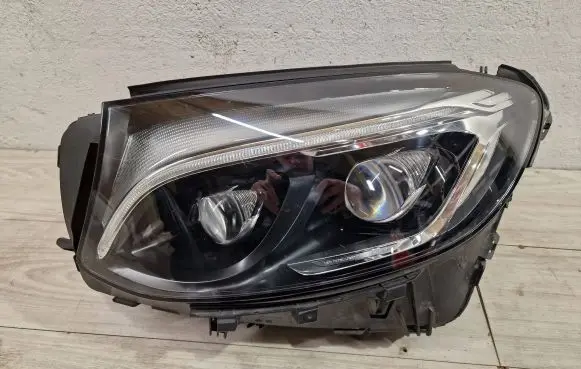 Mercedes-Benz GLC C253 Headlight/headlamp A2539065701