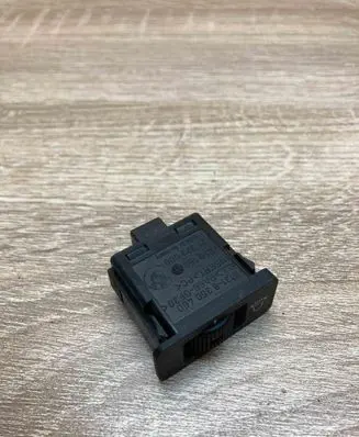 BMW 5 E39 Headlight level height control switch 8360460 21323000