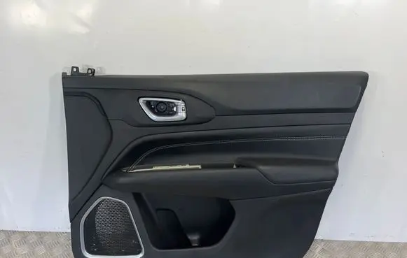 Jeep Compass Front door card panel trim