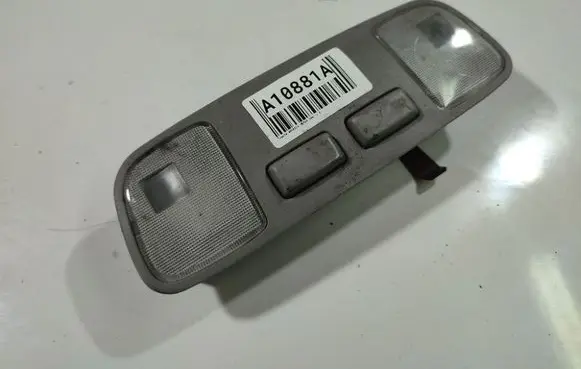 Toyota Avensis Verso Rear seat light