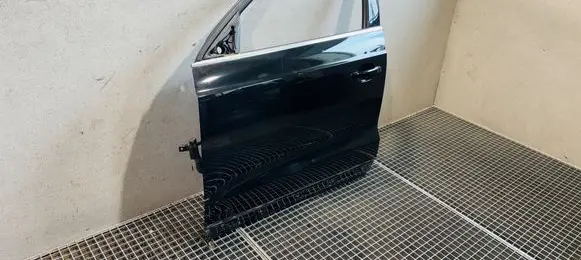 Audi Q3 8U Front door