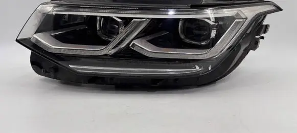 Volkswagen Tiguan Headlight/headlamp 9NB941081C B001677