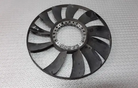 Audi A4 S4 B5 8D Fan impeller 