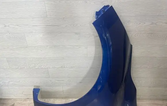Renault Clio IV Fender 631010624R