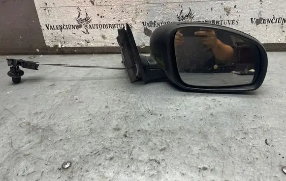 Skoda Fabia Mk2 (5J) Front door electric wing mirror 034287
