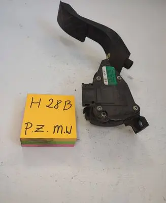 Audi A6 S6 C5 4B Accelerator throttle pedal 8D1721523E