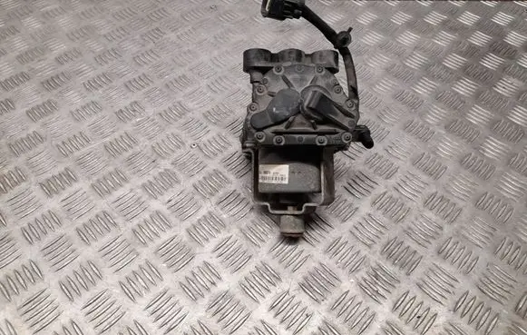 Tesla Model S Vacuum pump 600635900A
